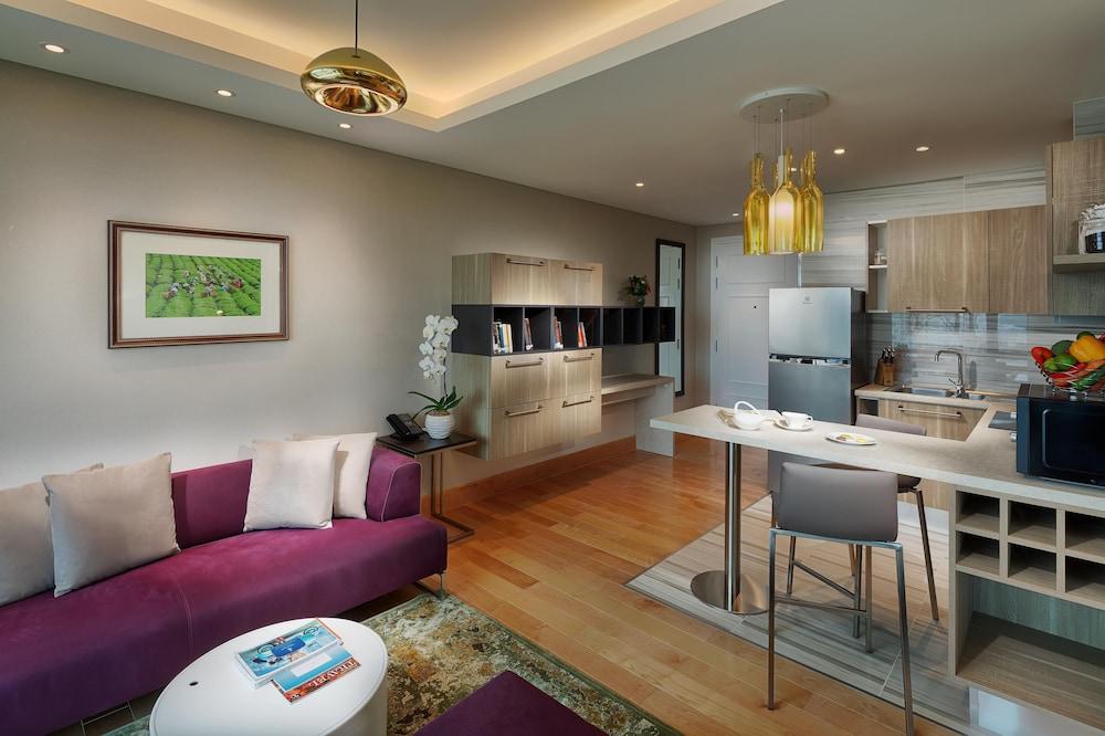 Sherwood Aparthotel 5*
