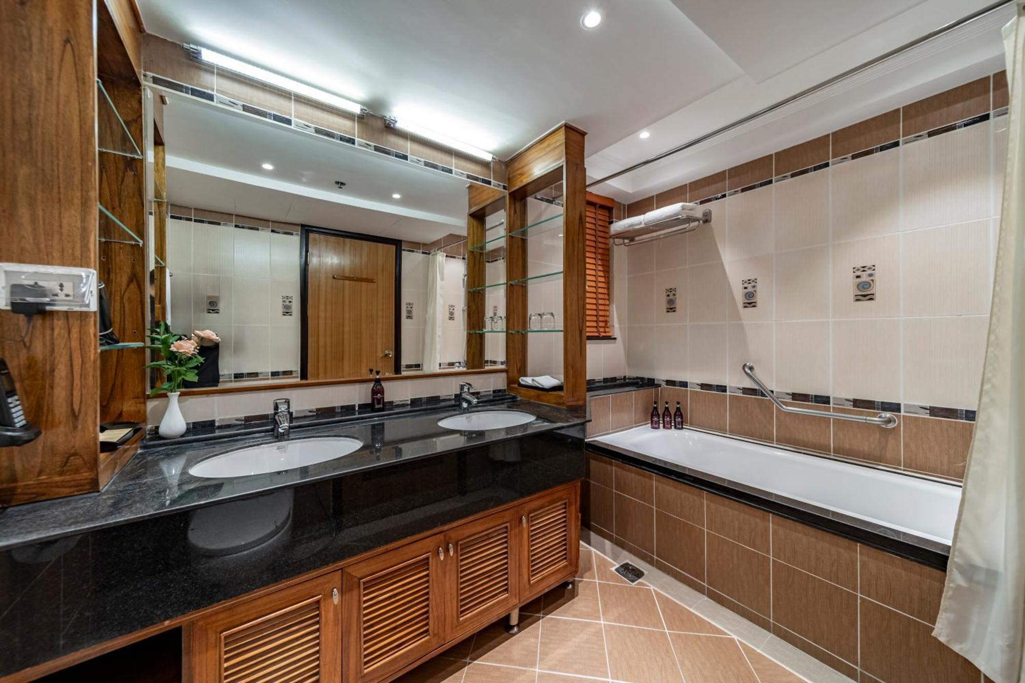 Sherwood 5*